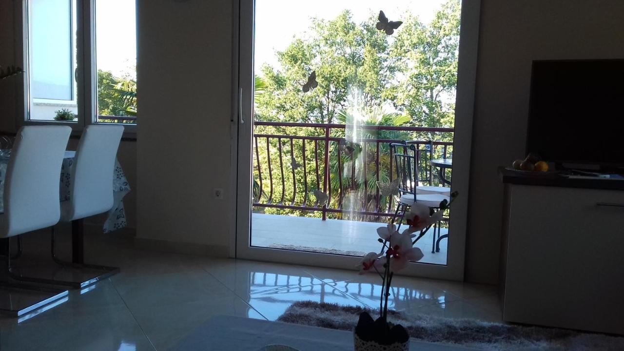 Apartman Vesna Malinska Exterior photo